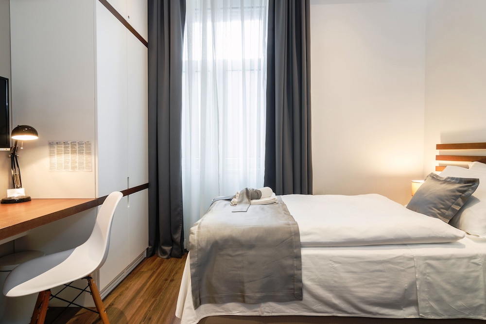City Single Room, 1 Twin Bed photo 2