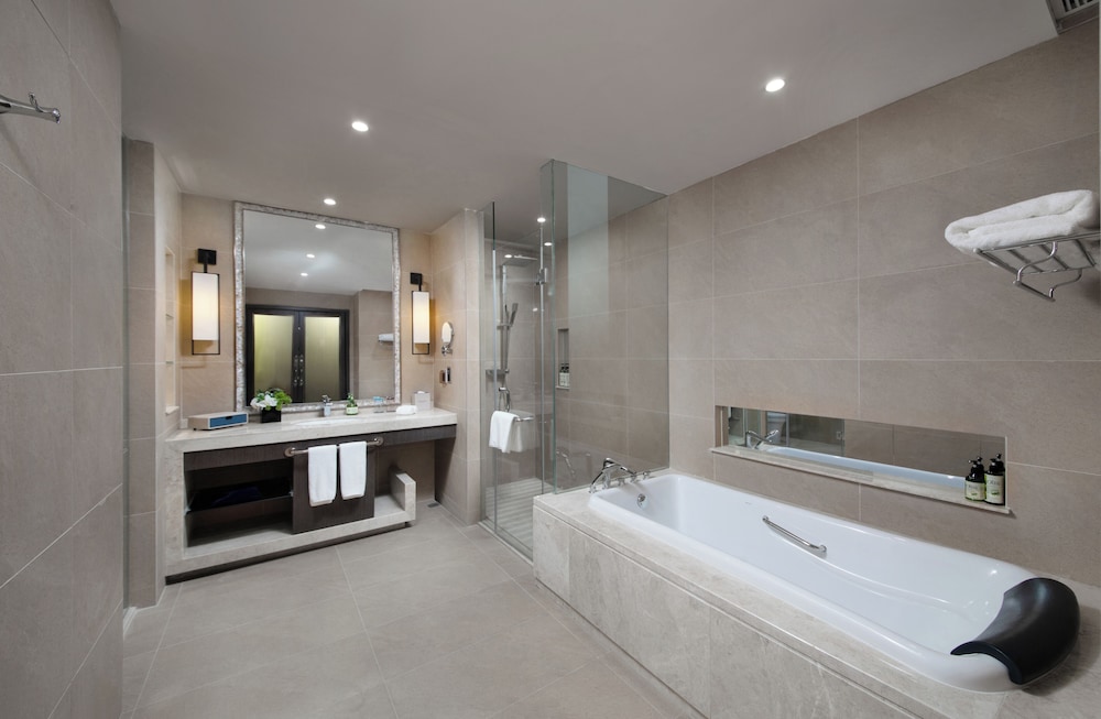 Executive Room photo 2