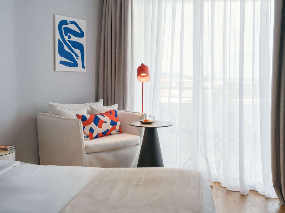 Ivory Junior Suite - Photo 7