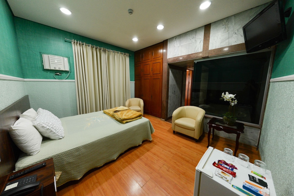Double or Twin Room photo 3