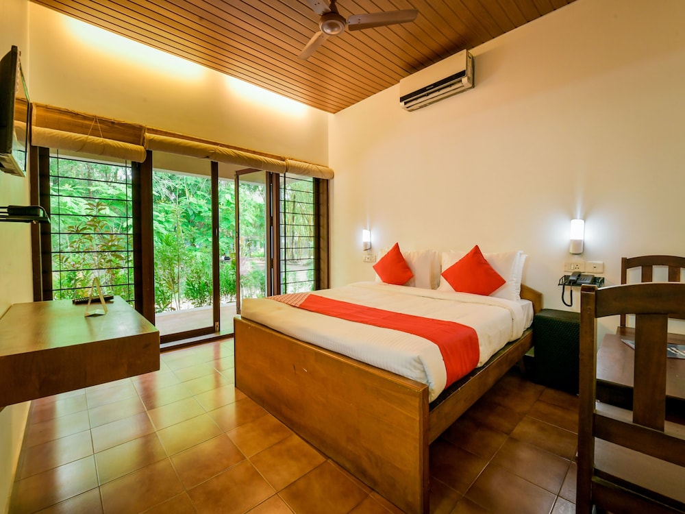 Deluxe Double Or Twin Room, 1 King Bed photo 2