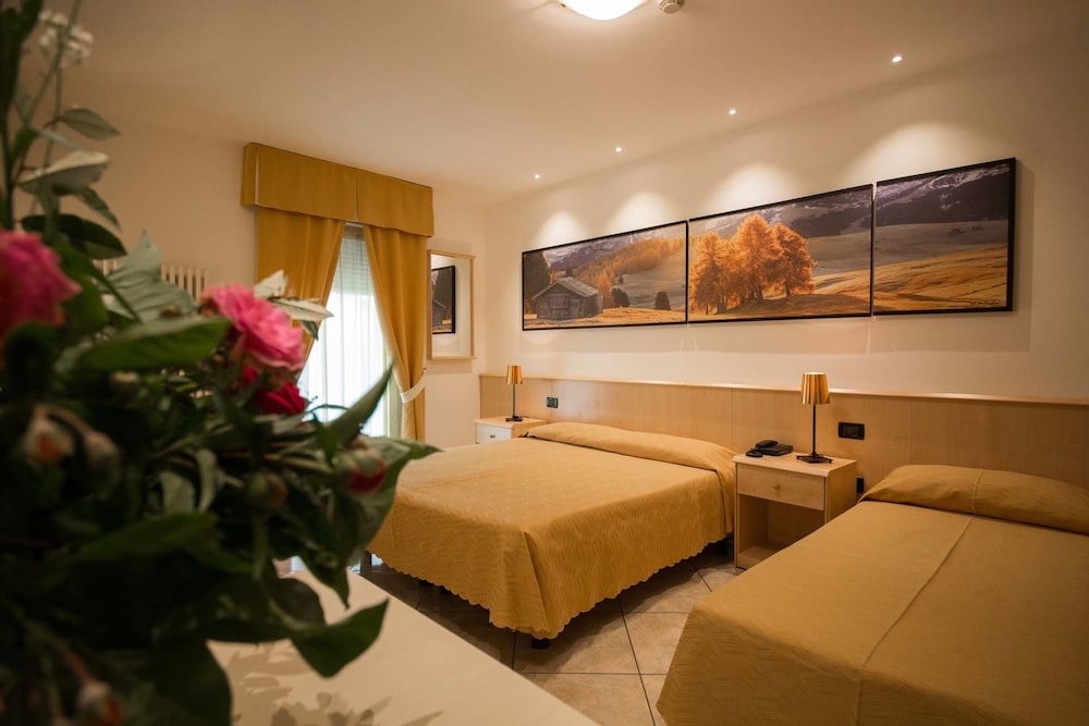 Triple Room, Balcony