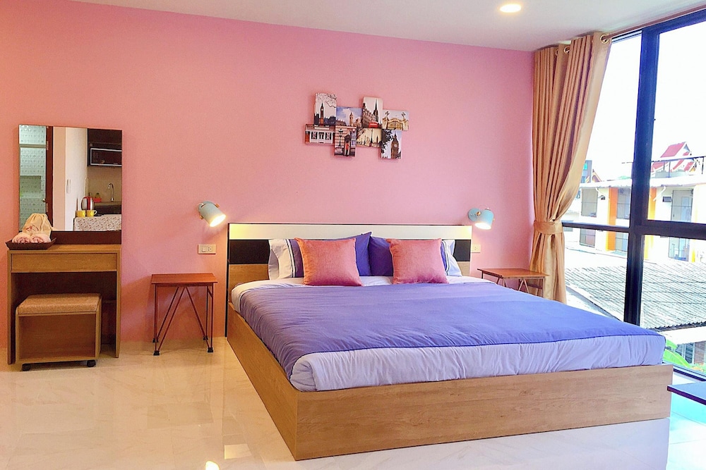 Superior Double Room, City View