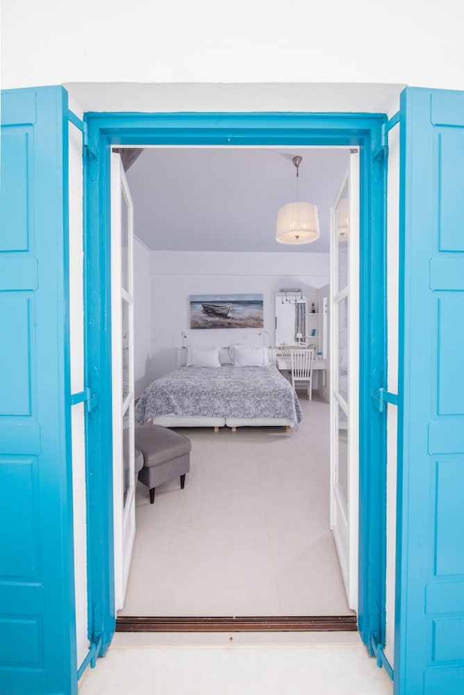 Honeymoon Suite, Sea View (Junior) - Photo 3