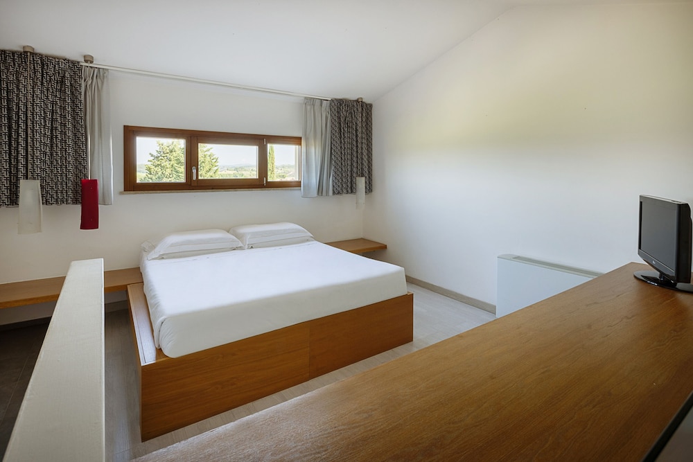 Family Apartment - Photo 2