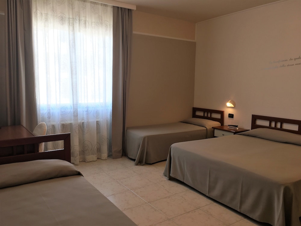 Quadruple Room photo 1