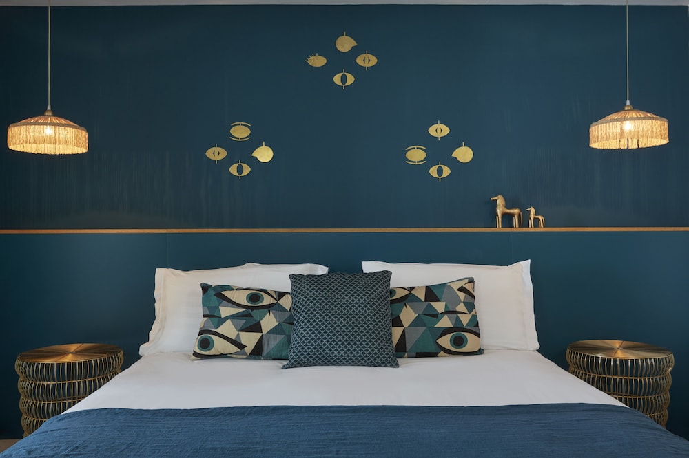 Signature Sea View Suite with private pool - Photo 8