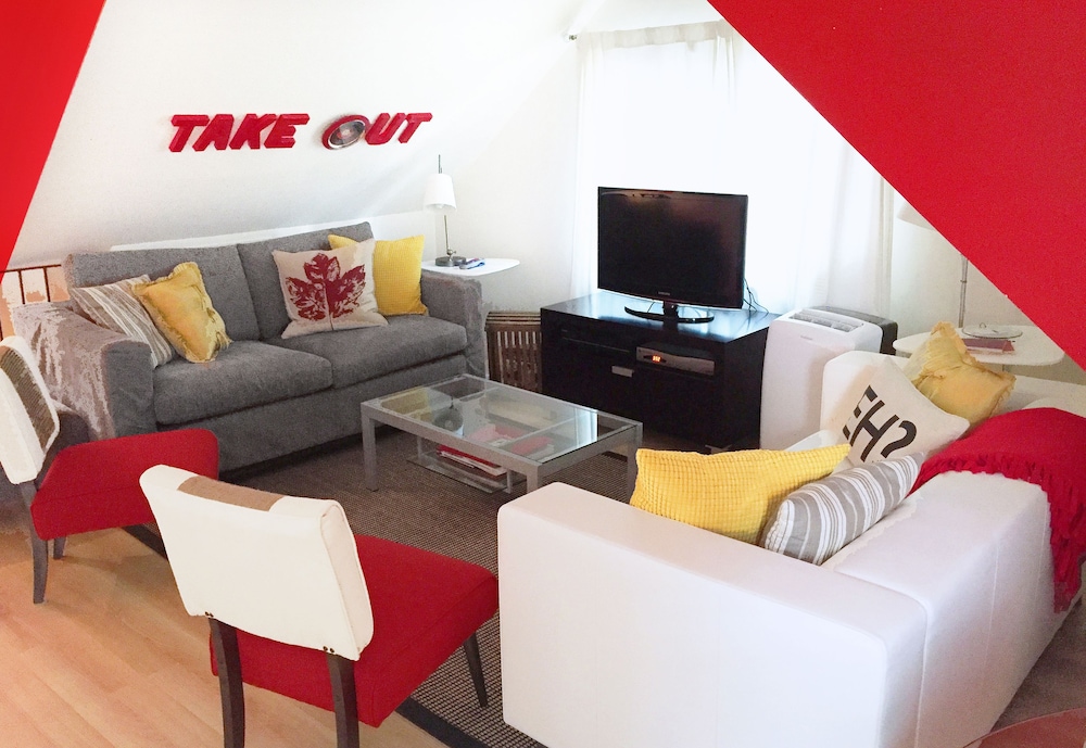 Stone Boutique Suites – Rolling Stone Suite , 1 Bedroom Apartment photo 2