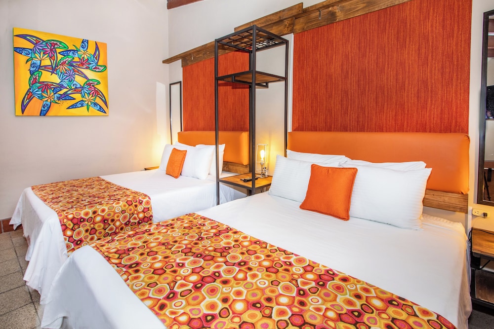 Grand Quadruple Room, 1 Bedroom, Non Smoking photo 1