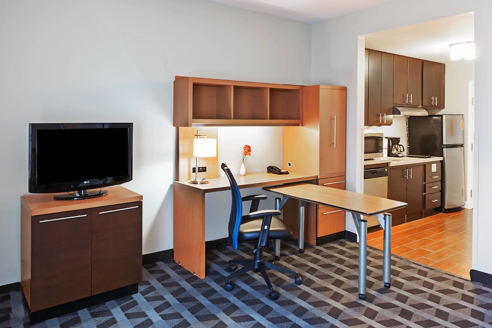 Suite, 1 Bedroom (Mobility/Hearing Accessible, Tub)