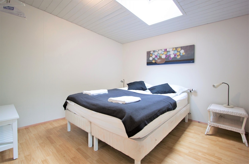 Standard Double or Twin Room - Photo 4
