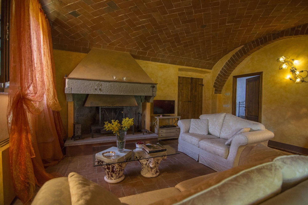Villa, 6 Bedrooms photo 3