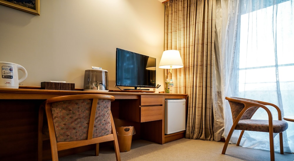 Western Style Room (1)