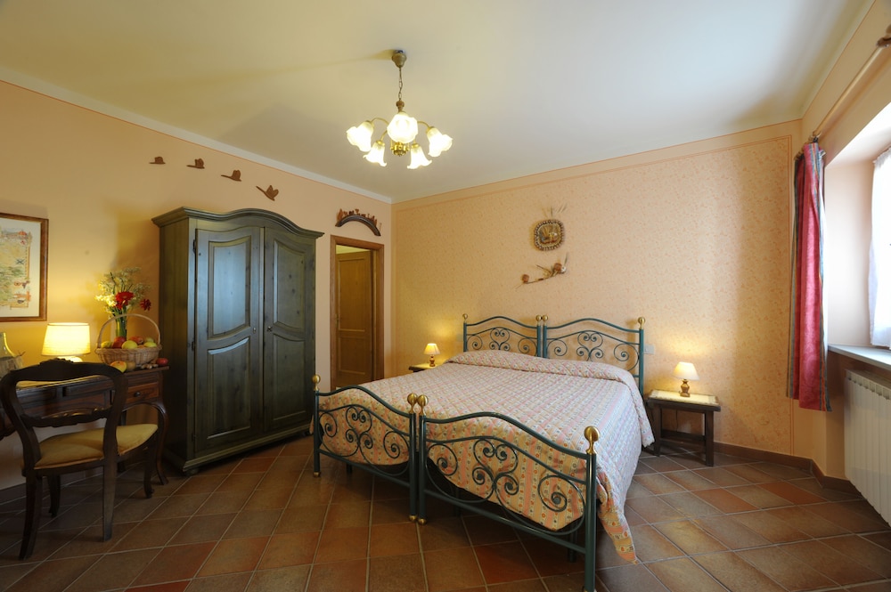 Double or Twin Room photo 1