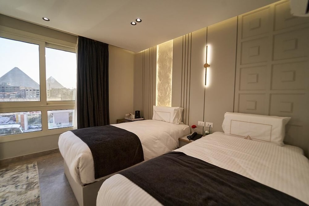 Standard Twin Room - Photo 3