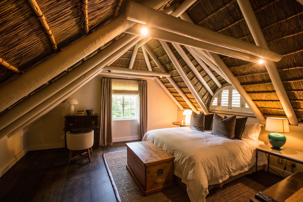 Petite Room – Lodge photo 1