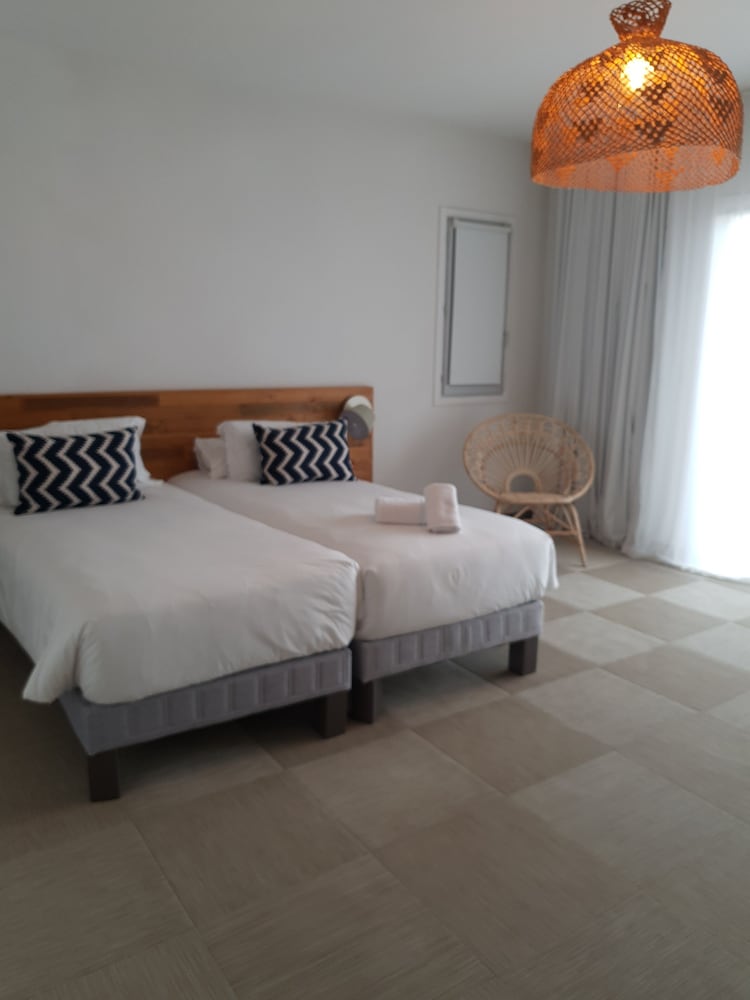 Premium Twin Room photo 3