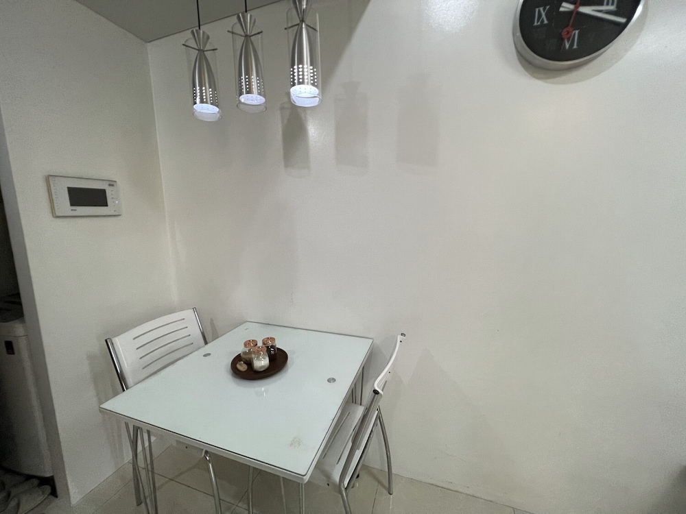 Standard Studio - Photo 6
