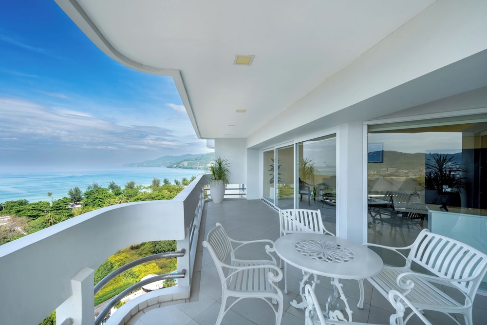 Royal Suite, 2 Bedrooms, Sea View - Photo 2