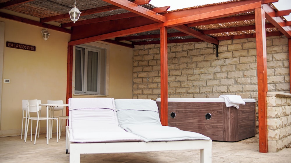 Basic Studio, Patio, Garden View