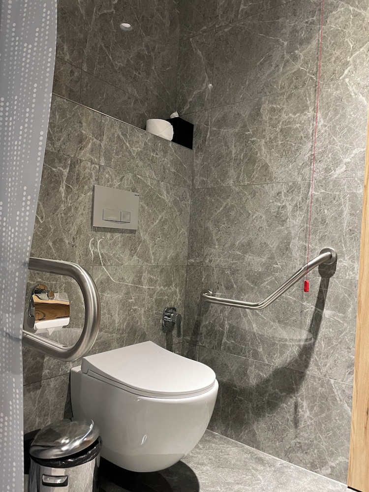 Standard Room, Fit for Disabled photo 3