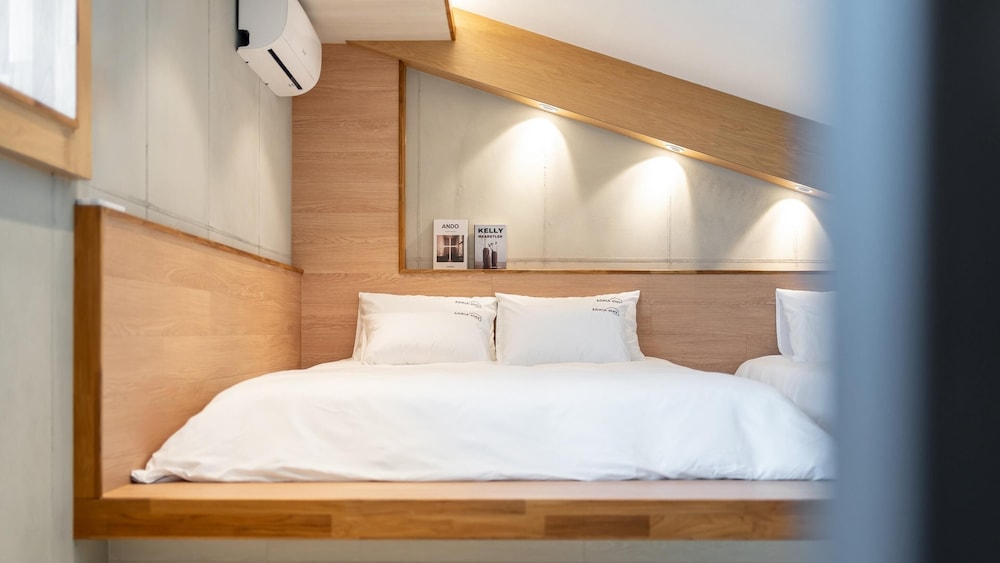 Basic Room, 1 Bedroom (Room 301) - Photo 9