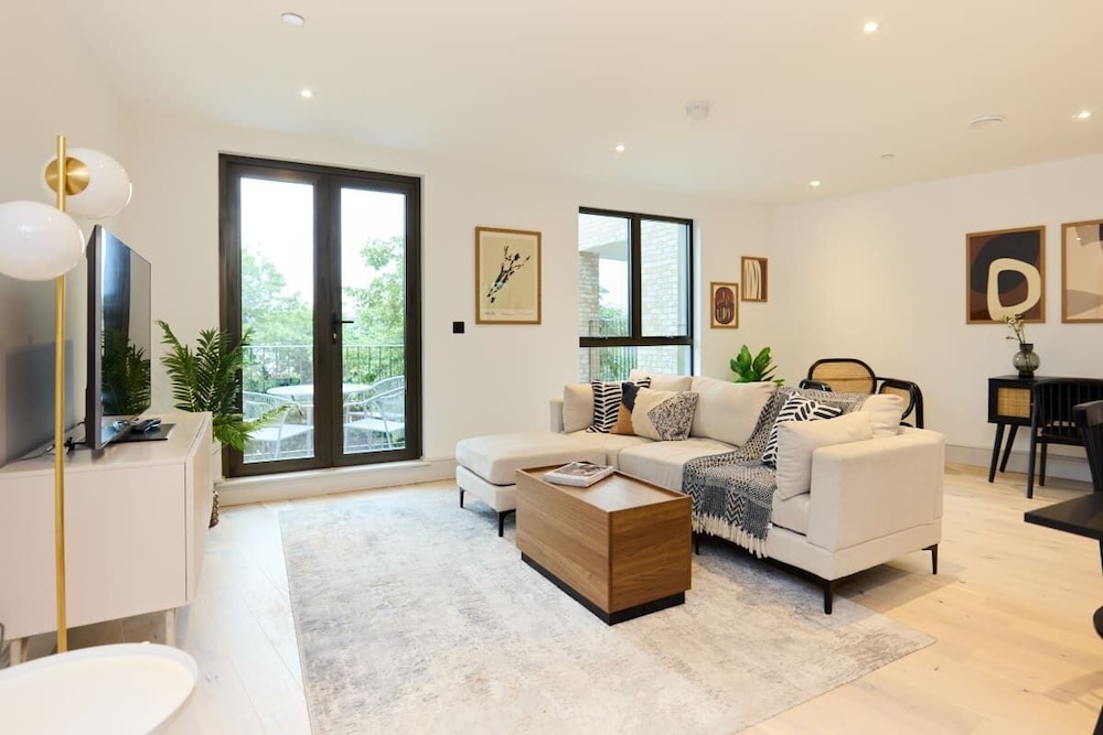 Apartment (2 Bedrooms)