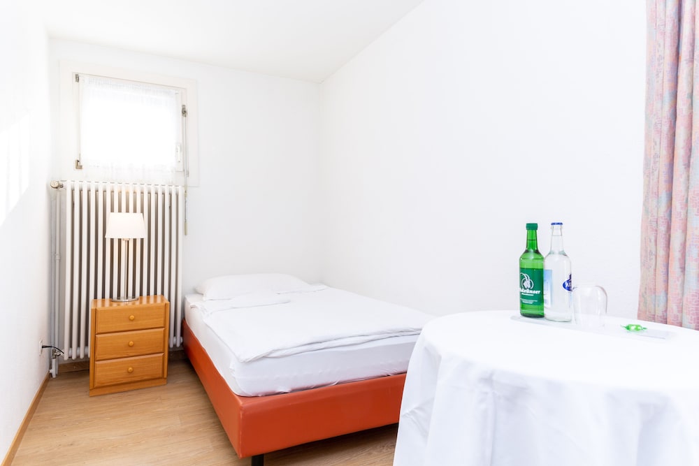 Family Suite with balcony photo 2