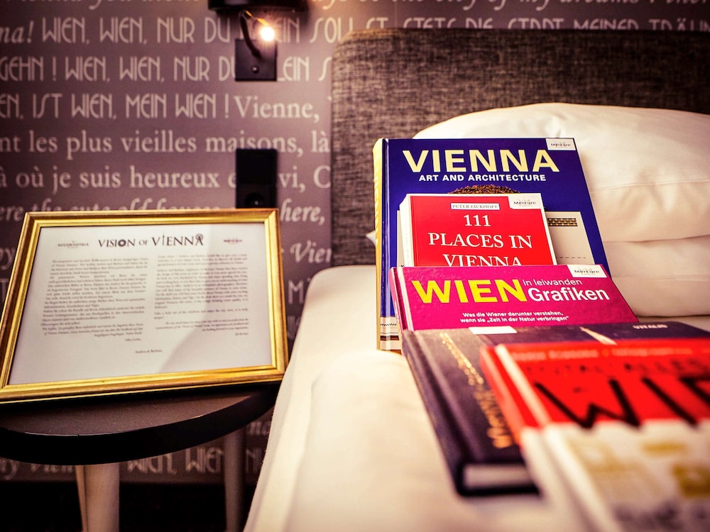 Privilege, Room, 1 Queen Bed