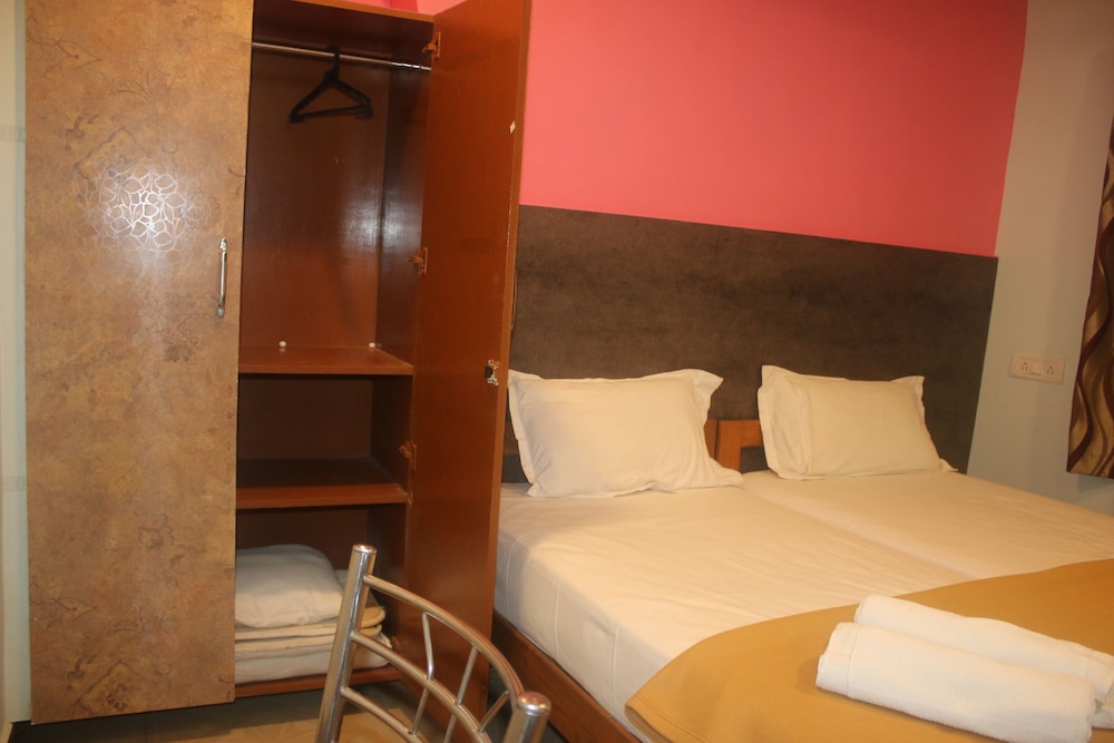 Standard Double Room photo 3