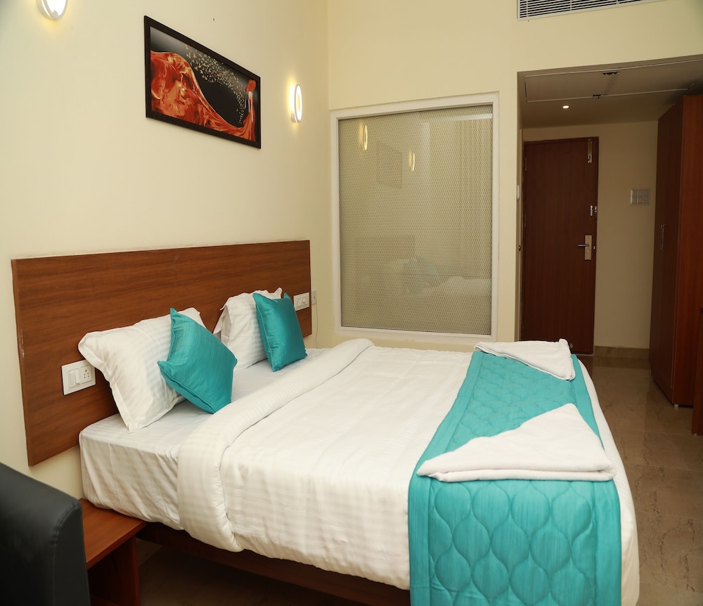 Executive Room - Photo 2