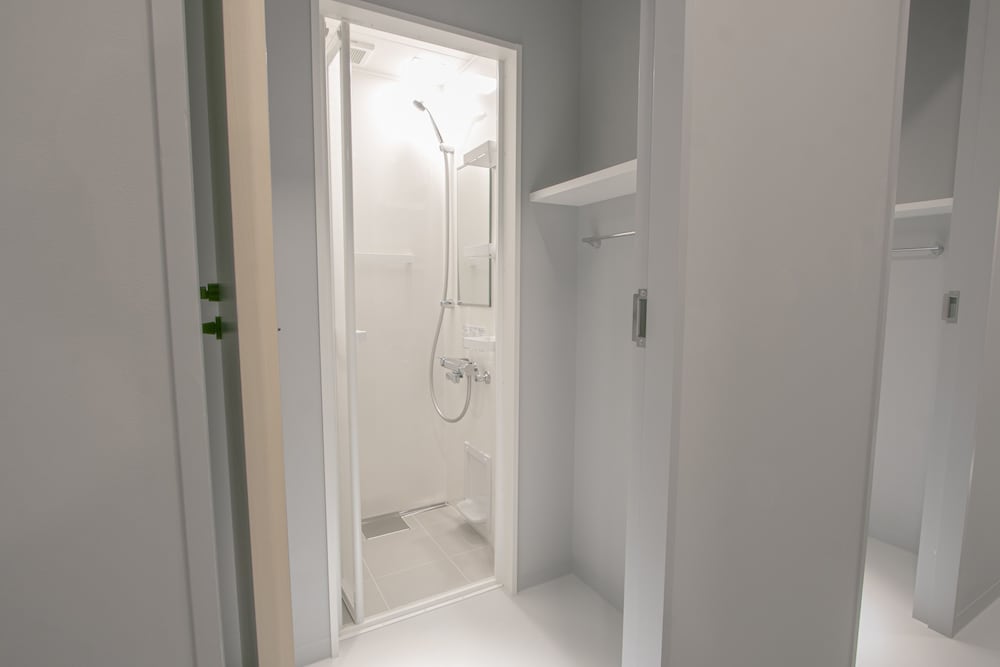 Smart Capsule Room, Female Only - Photo 14