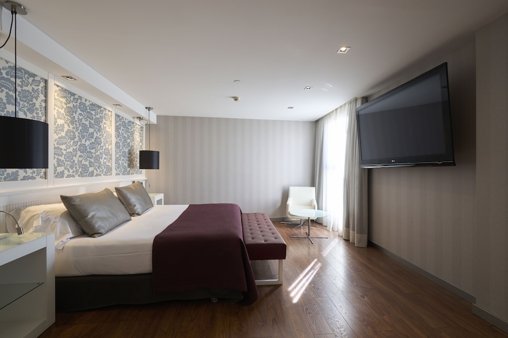 Suite (Single Use) photo 2