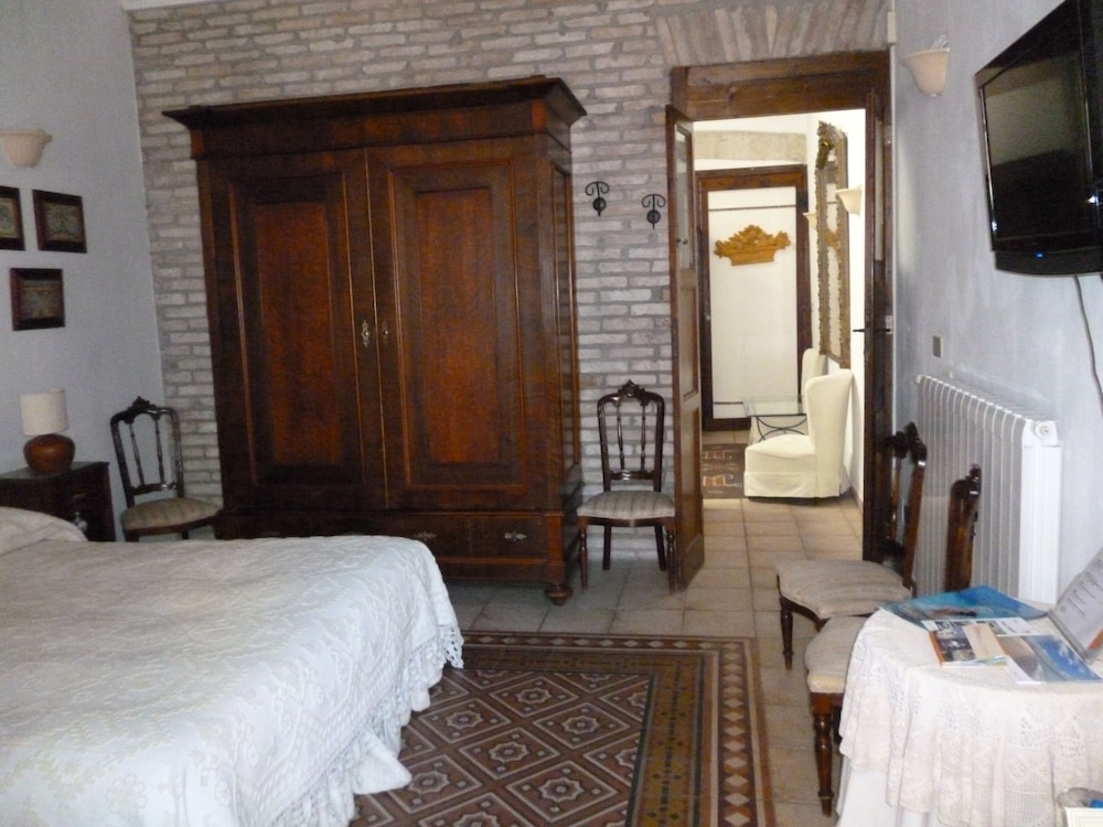 Suite (different entrance)