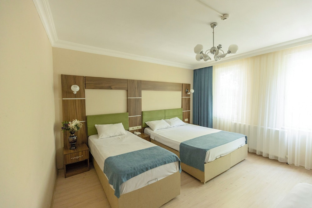 Standard Triple Room photo 1