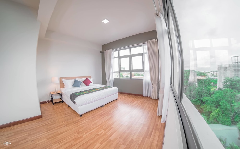 Studio Suite Apartment photo 1