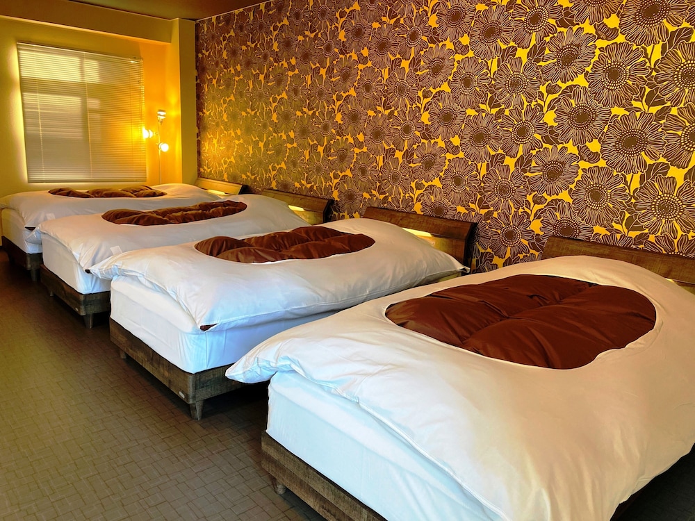 Quadruple Room - 201 - Photo 1