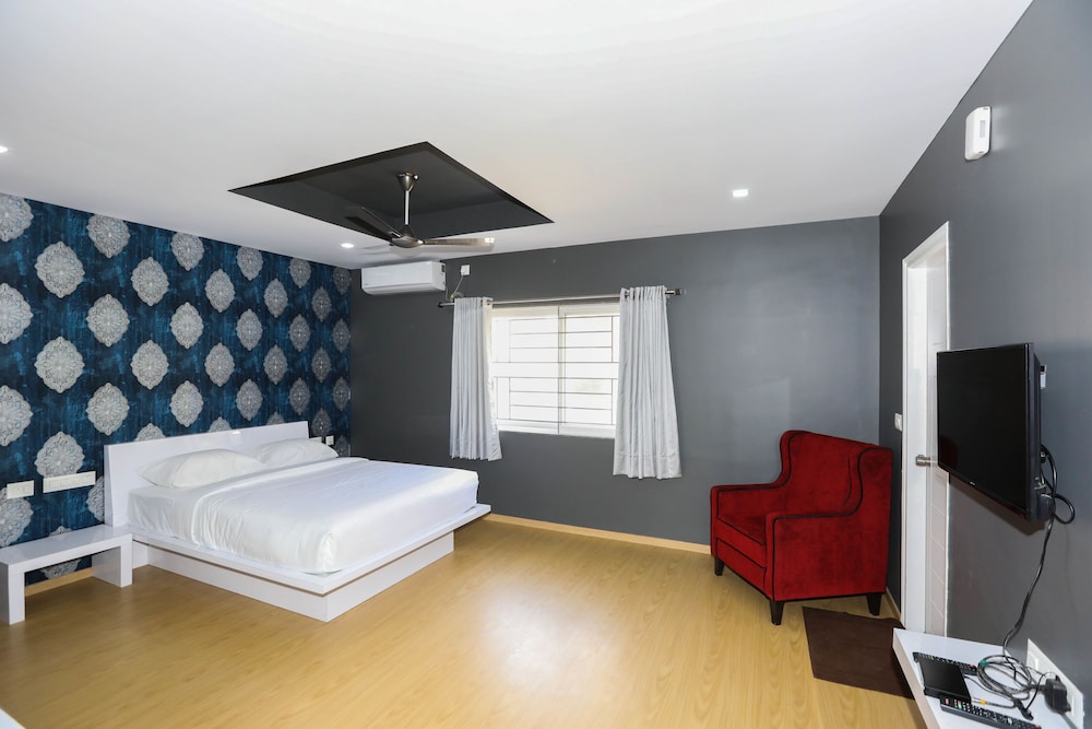 Silver Suite