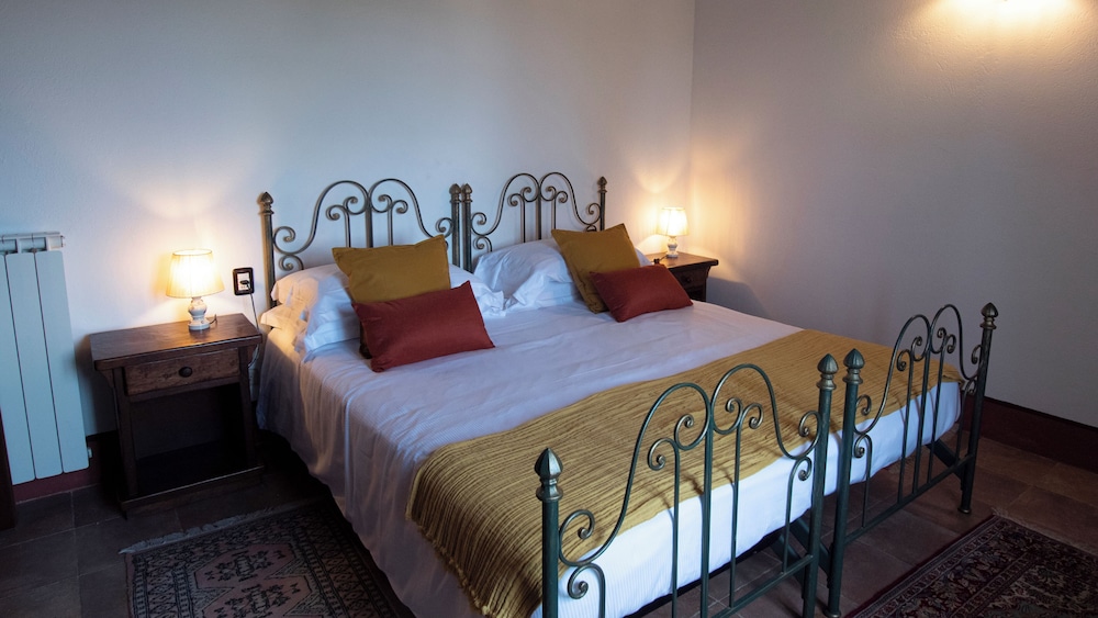 Deluxe Double or Twin Room, Vineyard View photo 1