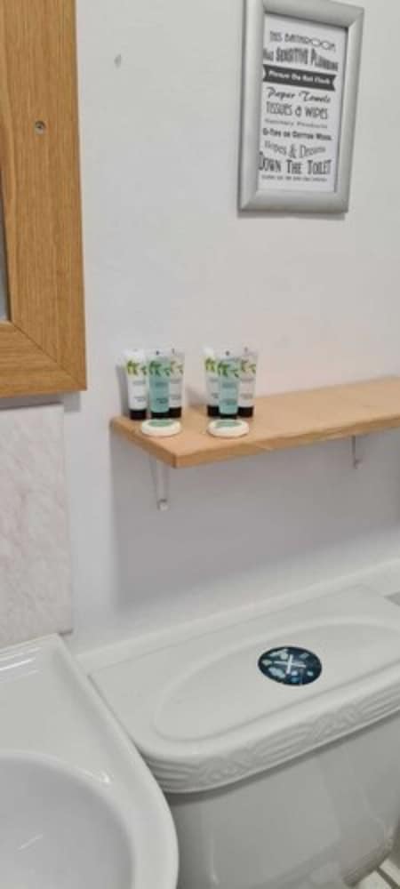 Double Room, 1 Double Bed, Non Smoking photo 2