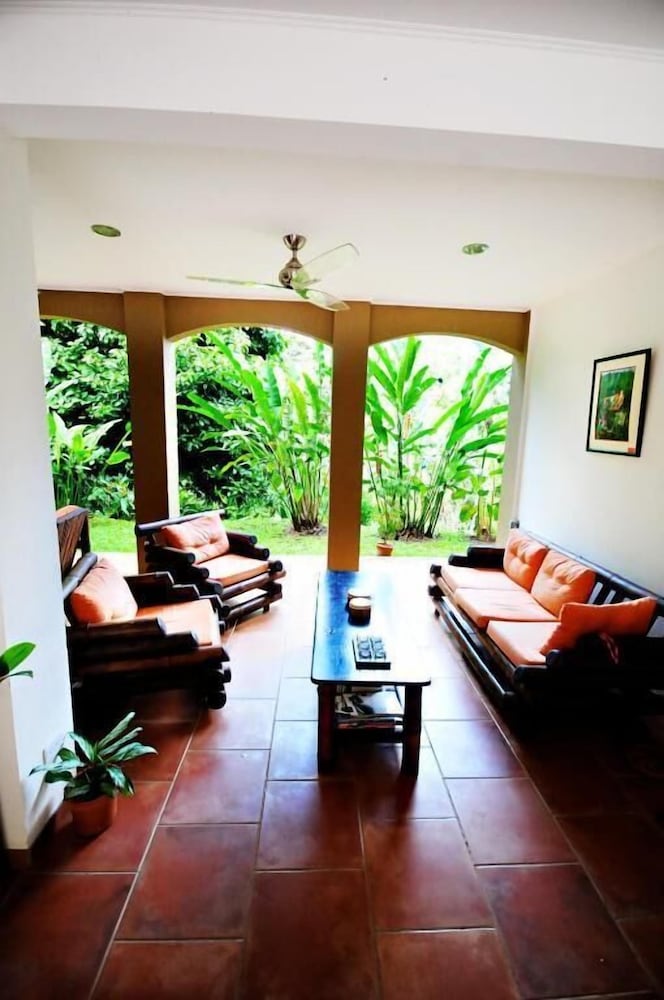 Standard Bungalow photo 1