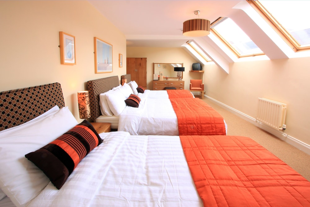 Triple Room - Photo 9