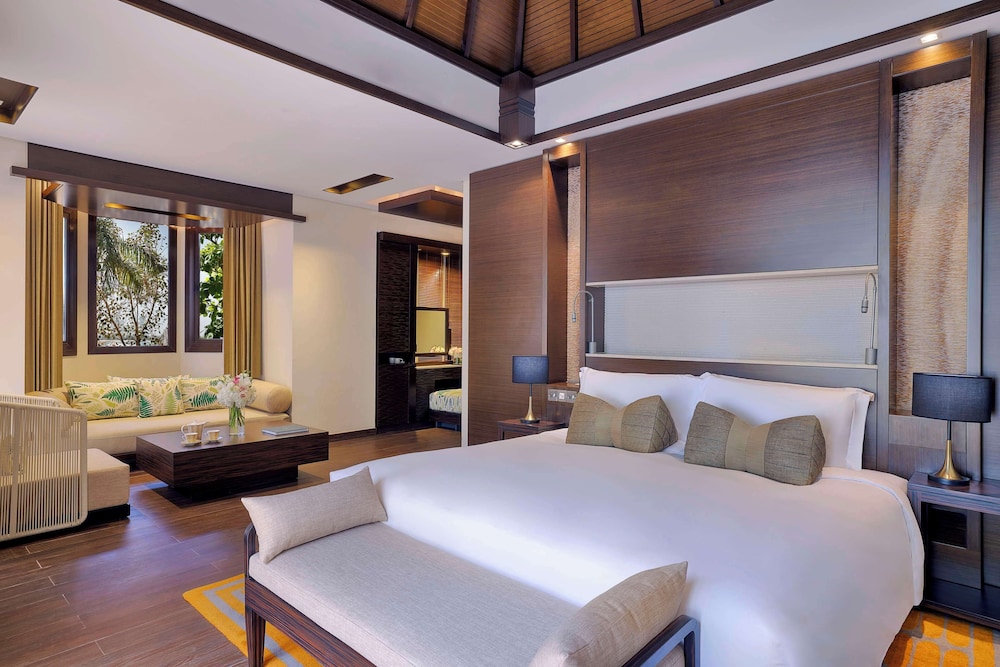 One Bedroom Beach Pool Villa