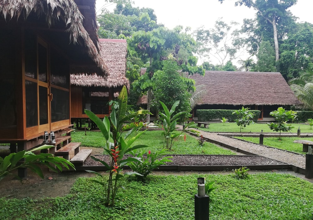 Bungalow photo 1