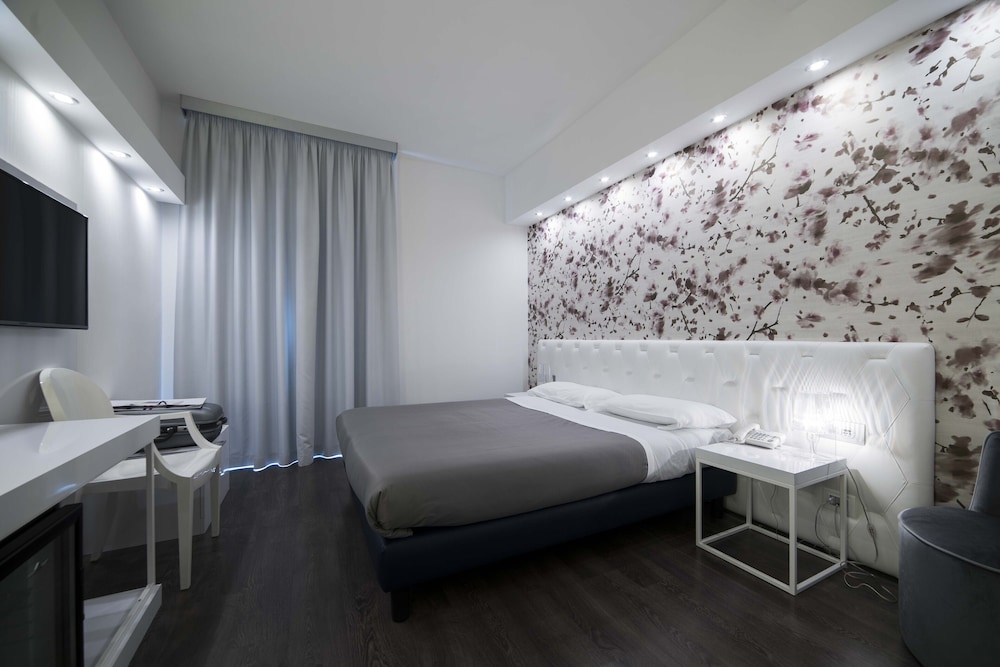 Premium Double Room, Terrace - Photo 3