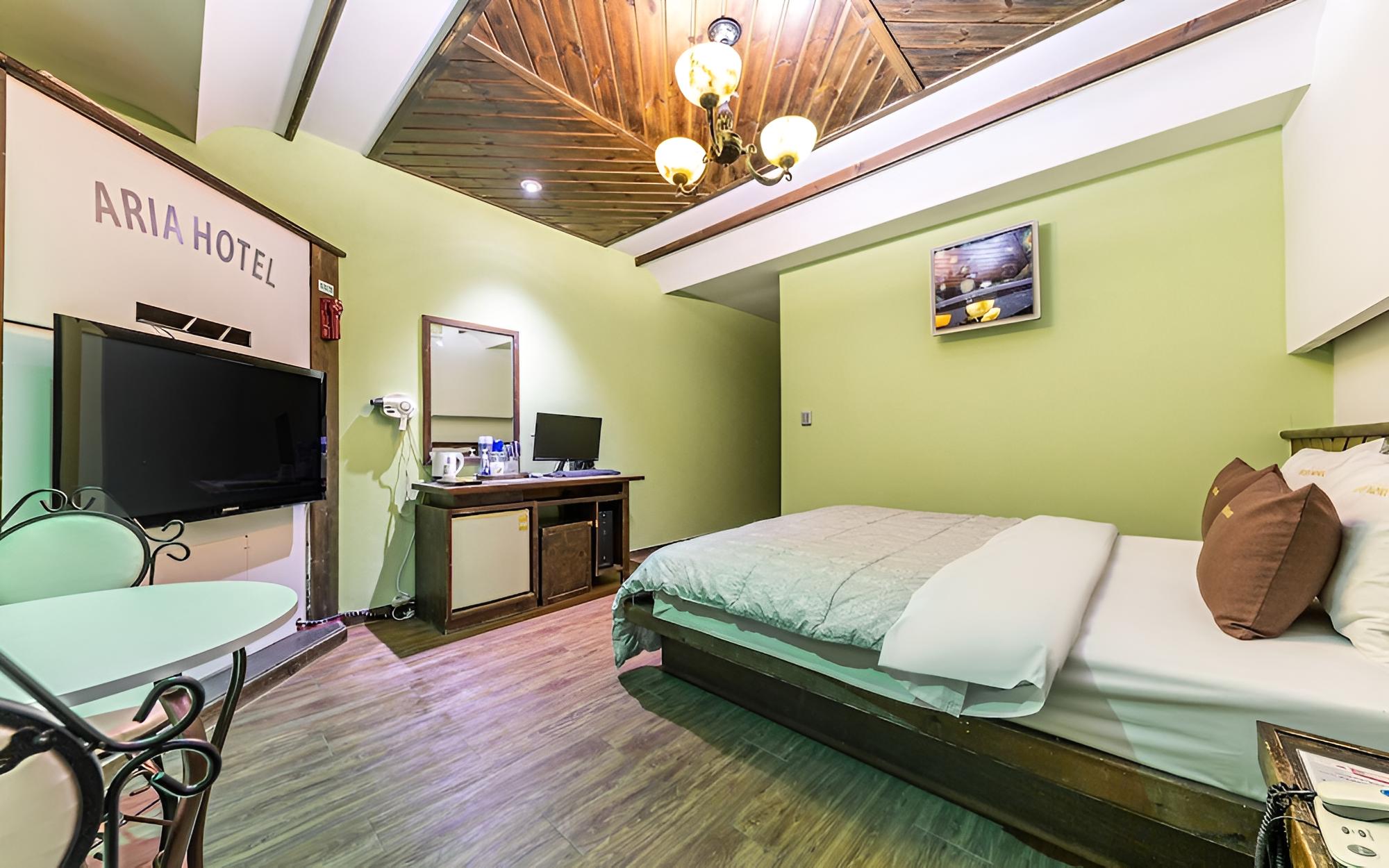 Room (Special Room) - Photo 7