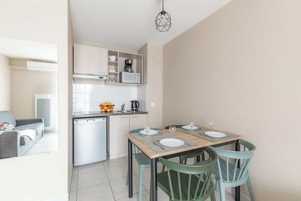 Family Apartment, 1 Bedroom - Photo 3