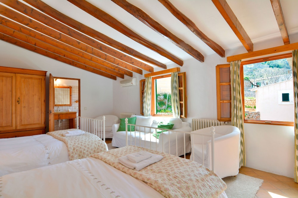 Suite / Family Room photo 2