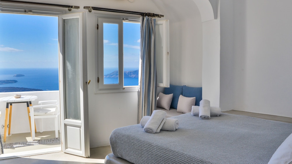 Standard Studio, Caldera & Sea View