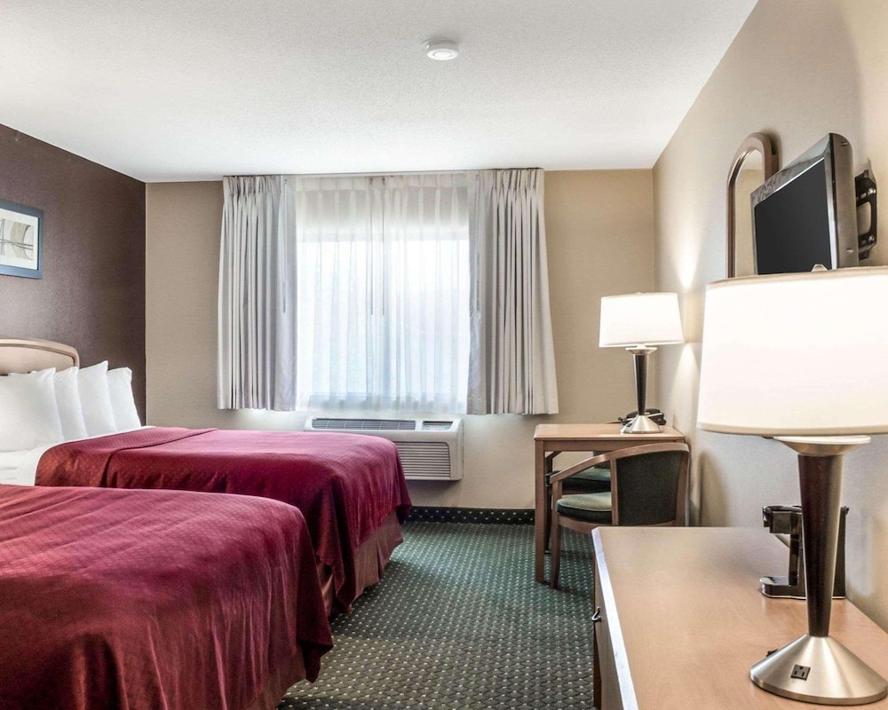Room, 2 Queen Beds, Non Smoking - Photo 2
